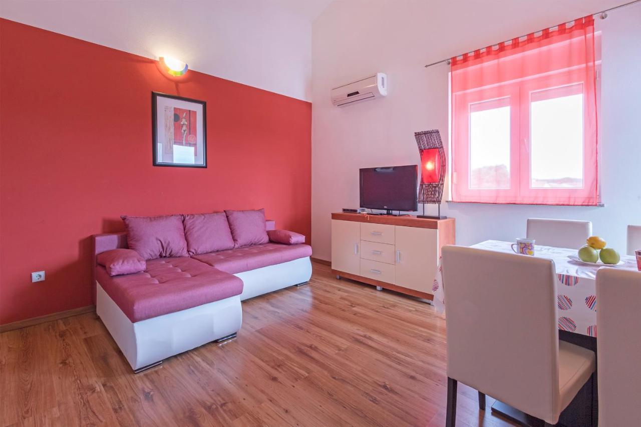 Nice And New Peroj Extérieur photo